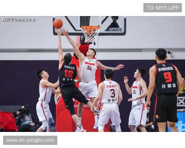 路易斯·斯科拉低位单打效率提升显著领先队内内线对手 路易斯·斯科拉低位单打效率提升显著领先队内内线对手